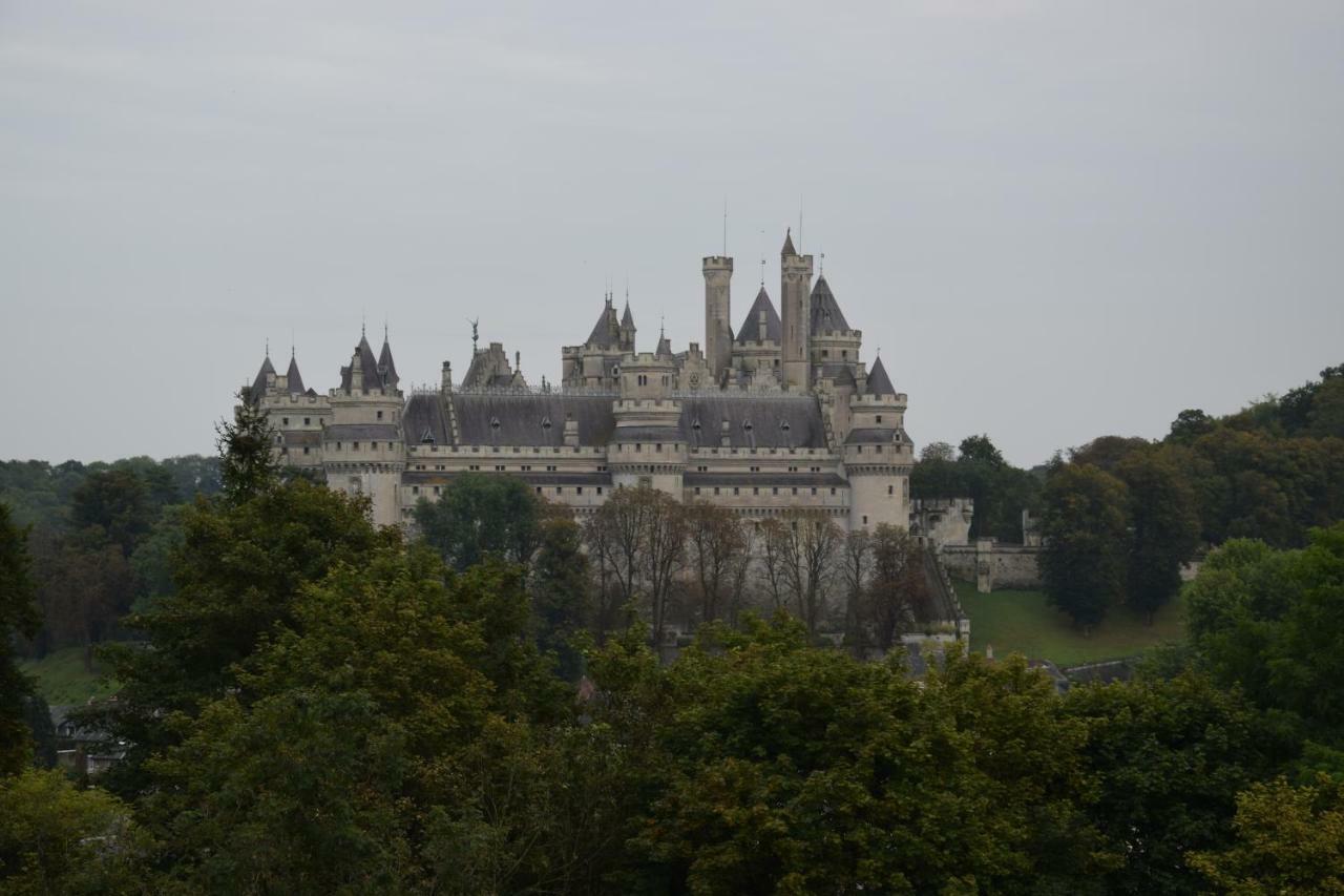 Holiday Home Castle View Pierrefonds Exterior photo